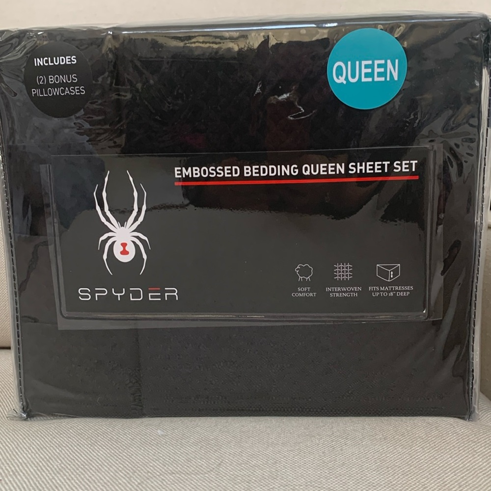 SPYDER Embossed Sheet Set With 2 Bonus Pillowcases